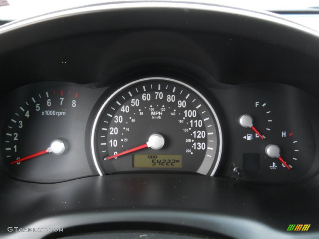 2007 Kia Sedona LX Gauges Photo #55312159