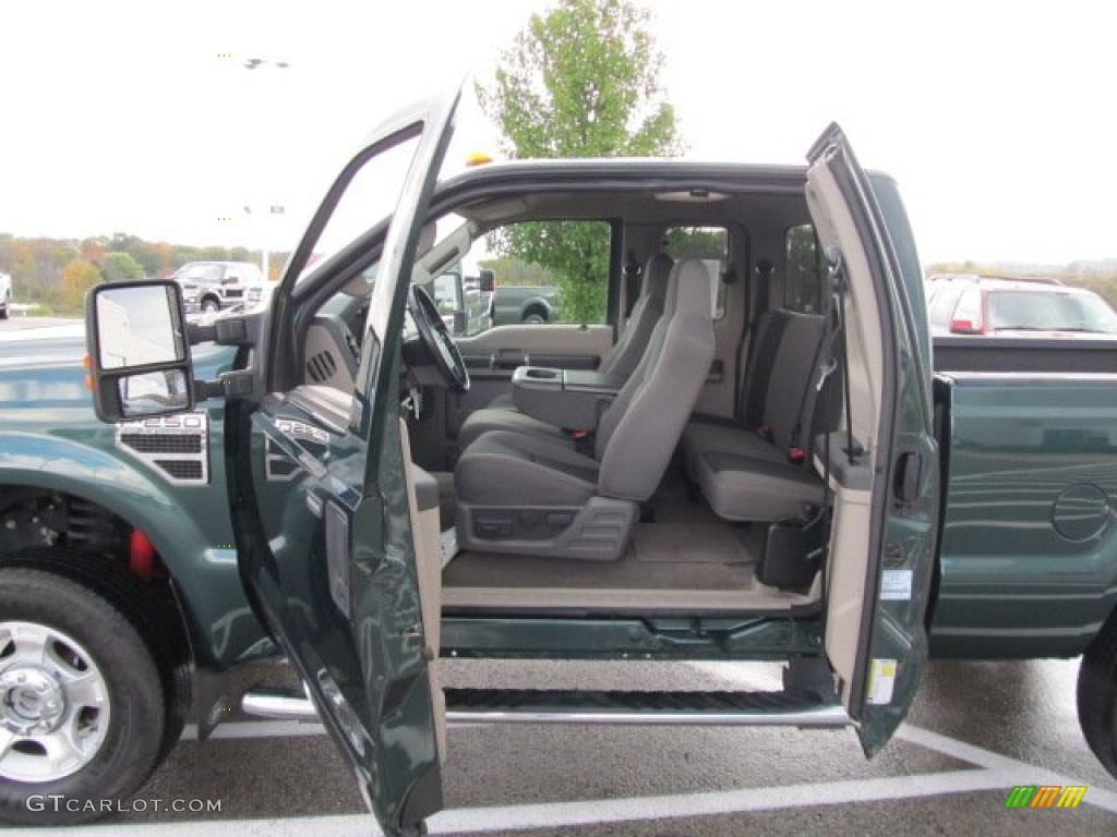 2009 F250 Super Duty XLT SuperCab 4x4 - Forest Green Metallic / Medium Stone photo #13