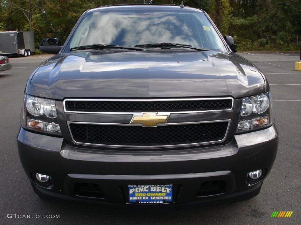 2010 Tahoe LT - Taupe Gray Metallic / Light Titanium/Dark Titanium photo #2