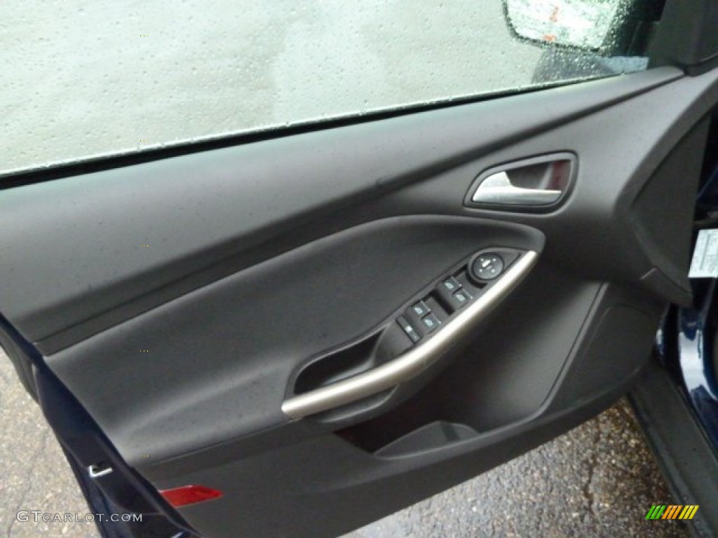2012 Focus SEL Sedan - Kona Blue Metallic / Charcoal Black photo #14