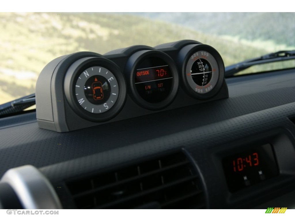 2012 Toyota FJ Cruiser 4WD Gauges Photo #55315807