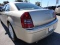 Linen Gold Metallic - 300 C HEMI Photo No. 7
