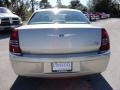 Linen Gold Metallic - 300 C HEMI Photo No. 8