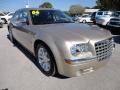 Linen Gold Metallic - 300 C HEMI Photo No. 11