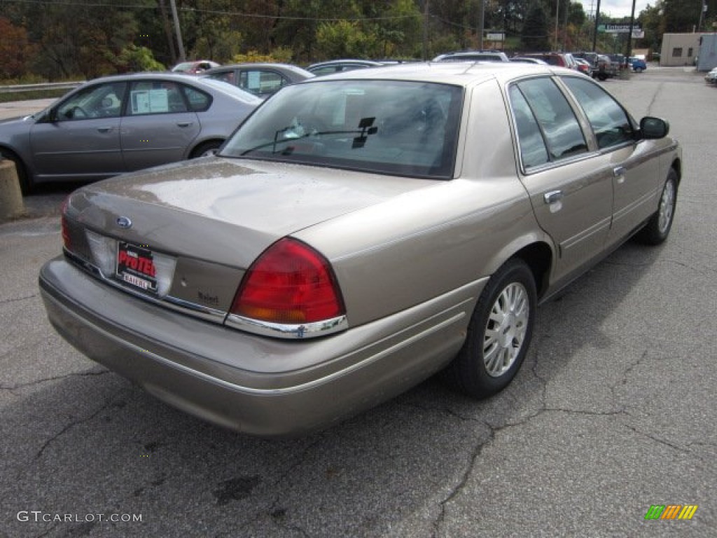 2003 Crown Victoria LX - Arizona Beige Metallic / Dark Charcoal photo #5