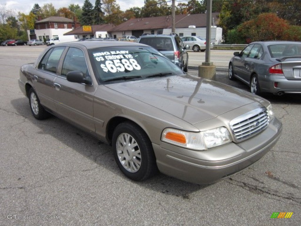 2003 Crown Victoria LX - Arizona Beige Metallic / Dark Charcoal photo #7