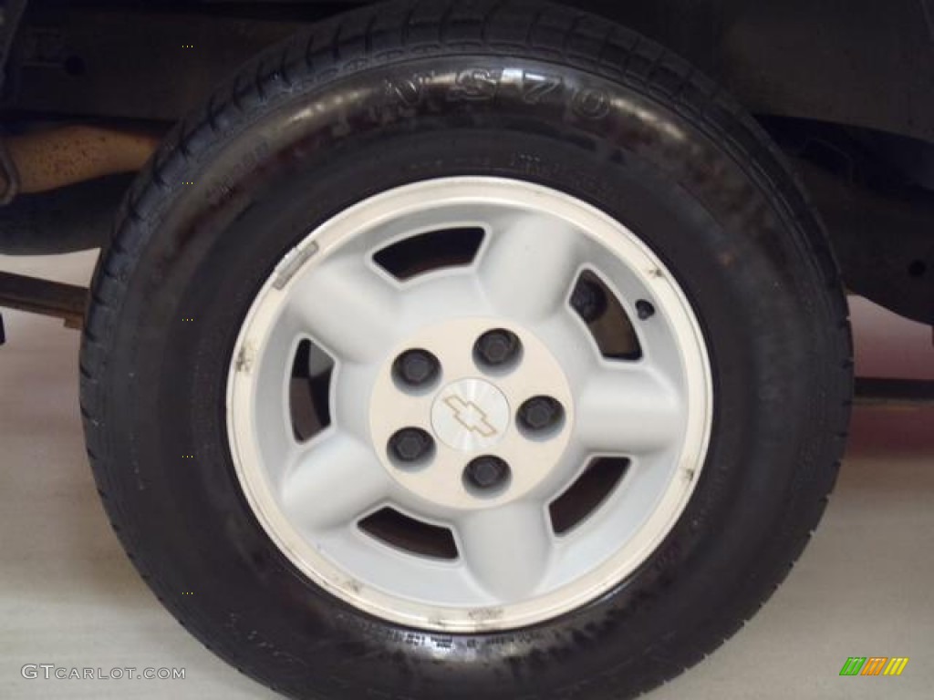 2000 Chevrolet Blazer LS 4x4 Wheel Photo #55321135