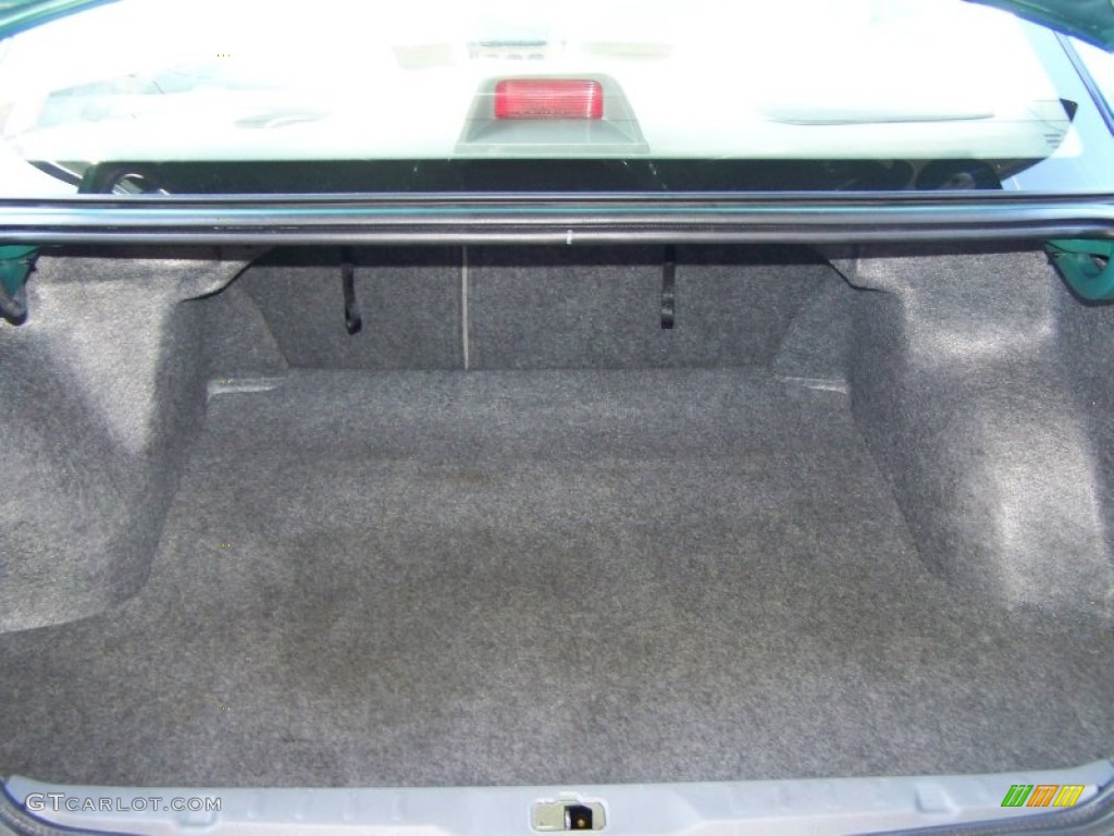 2003 Nissan Altima 2.5 S Trunk Photos