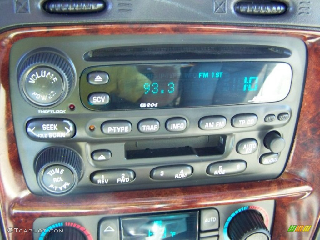 2003 Oldsmobile Bravada AWD Audio System Photo #55322902