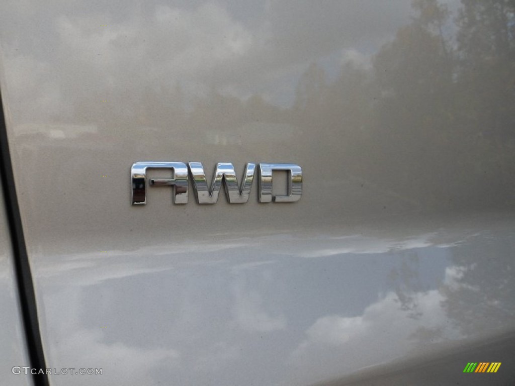 2010 Traverse LTZ AWD - Gold Mist Metallic / Cashmere photo #8
