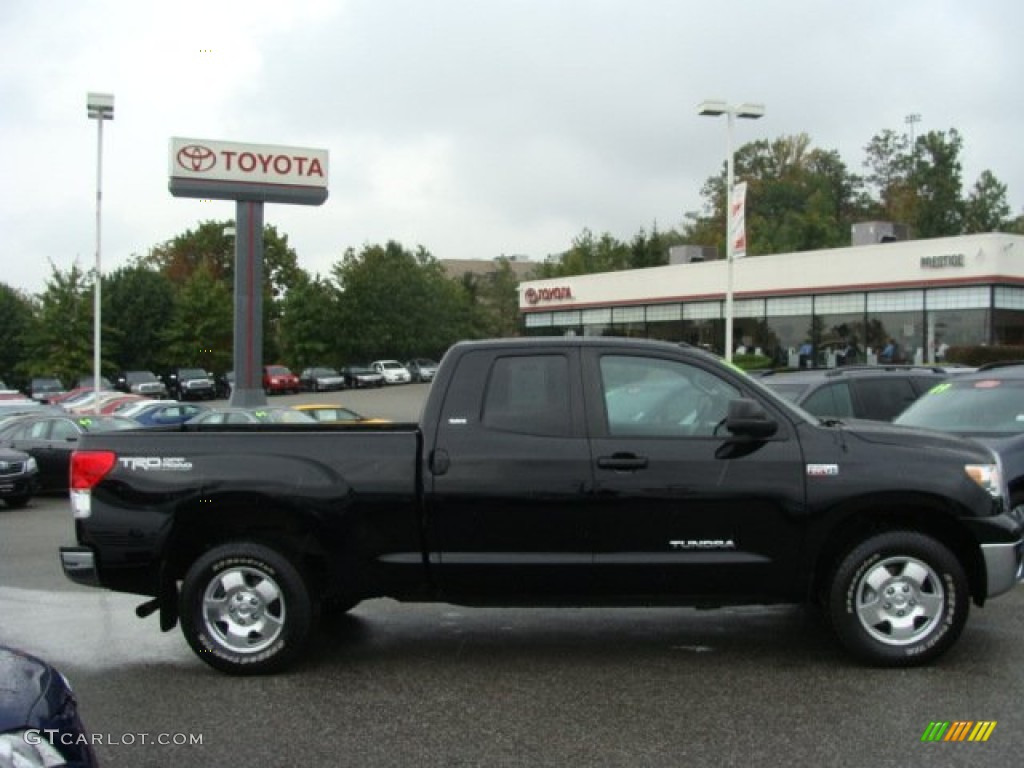 Black Toyota Tundra