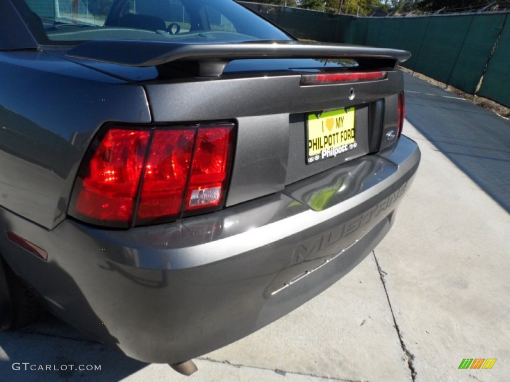 2003 Mustang V6 Coupe - Dark Shadow Grey Metallic / Medium Graphite photo #16