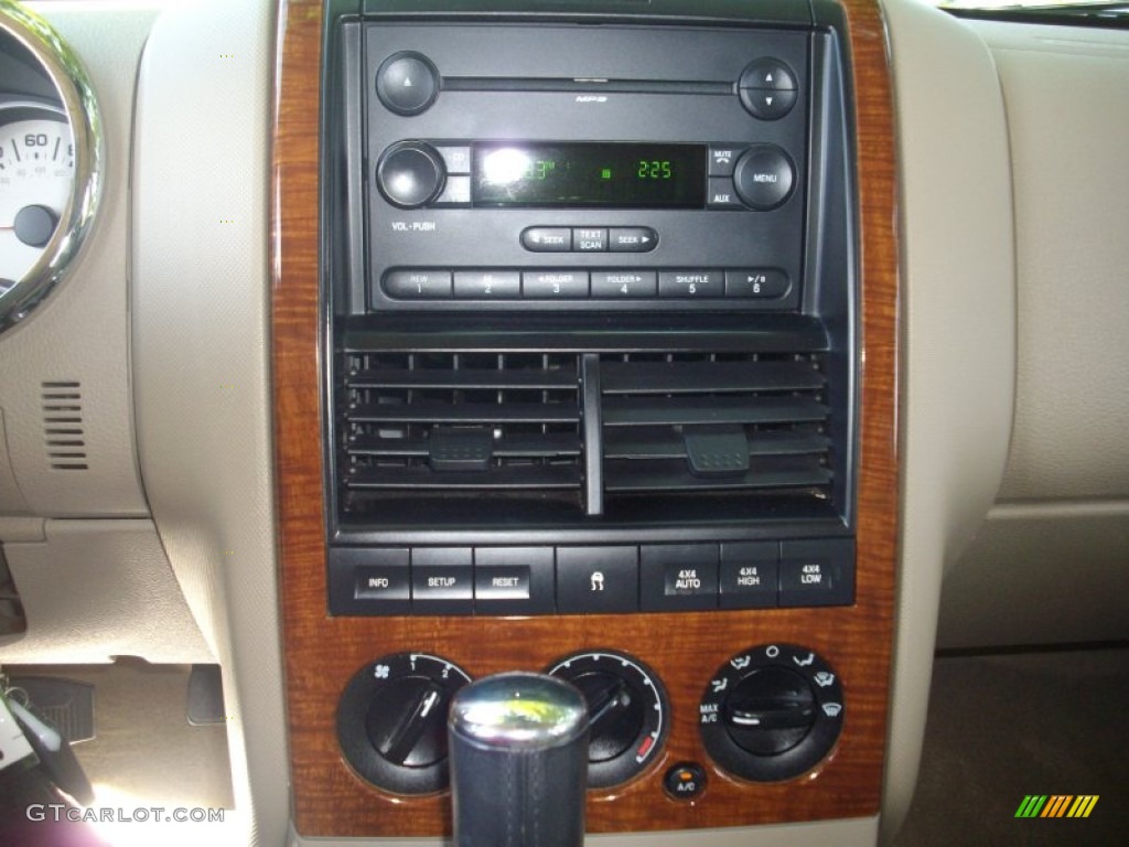 2007 Explorer Eddie Bauer 4x4 - Dark Cherry Metallic / Camel photo #17