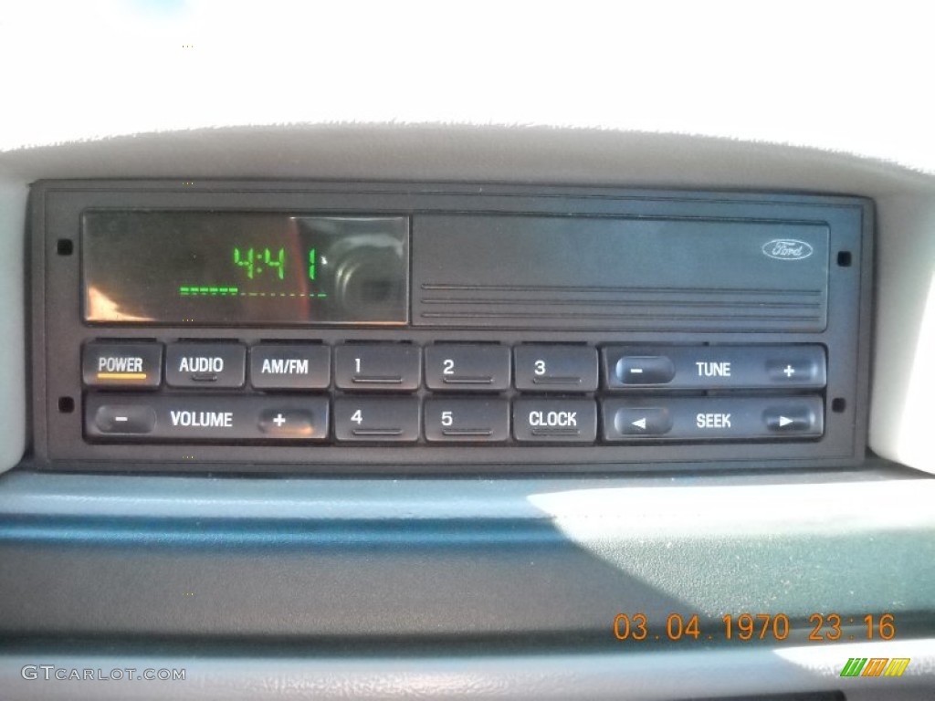 1997 Ford F250 XL Regular Cab Controls Photo #55330429