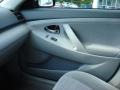 Black - Camry LE Photo No. 18