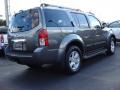 2008 Storm Gray Nissan Pathfinder SE 4x4  photo #4