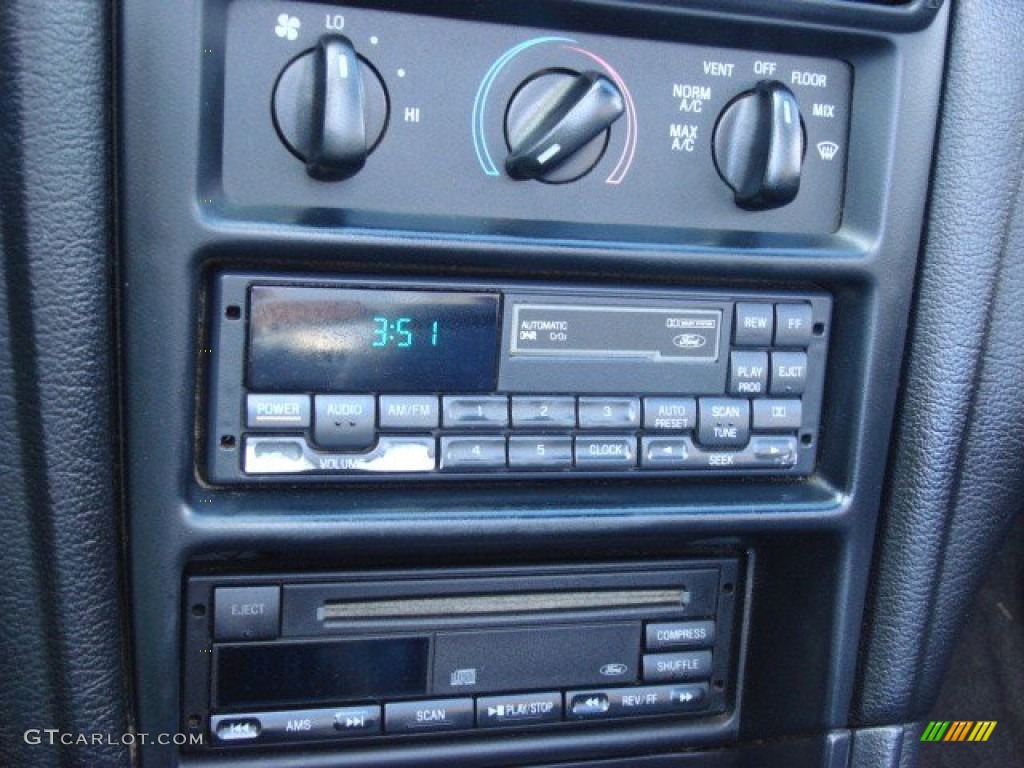 1998 Ford Mustang SVT Cobra Convertible Audio System Photo #55338635