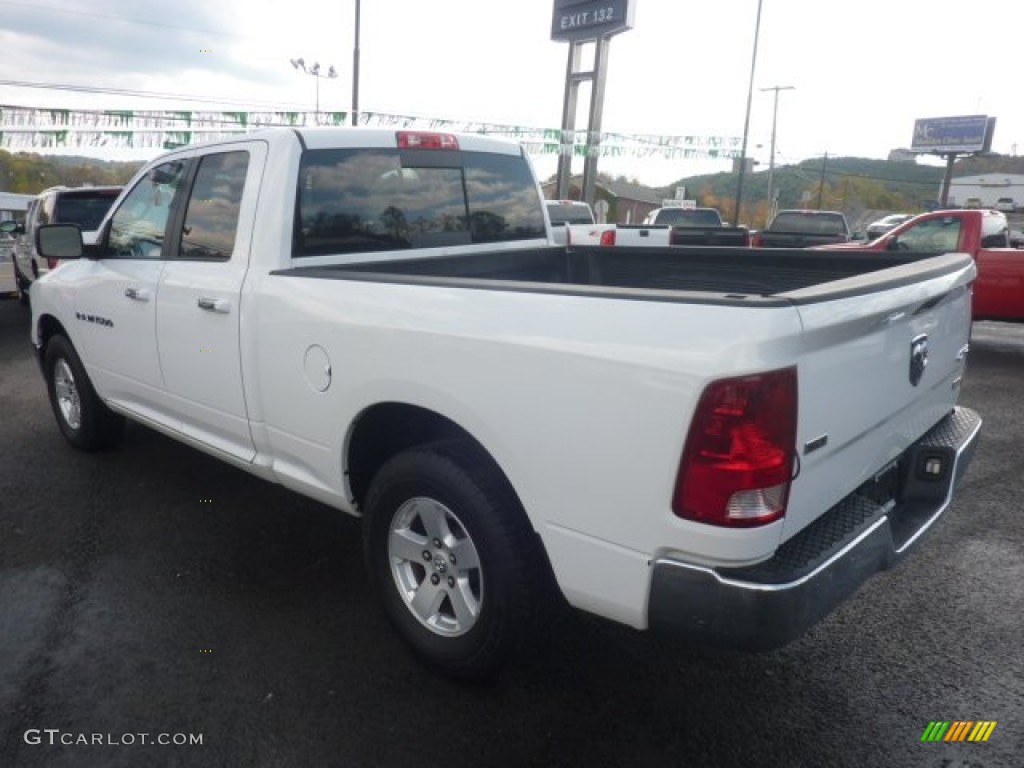 2011 Ram 1500 SLT Quad Cab 4x4 - Bright White / Dark Slate Gray/Medium Graystone photo #5