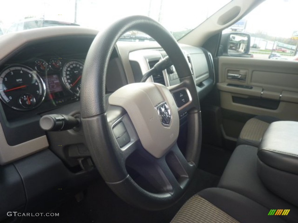 2011 Ram 1500 SLT Quad Cab 4x4 - Bright White / Dark Slate Gray/Medium Graystone photo #15