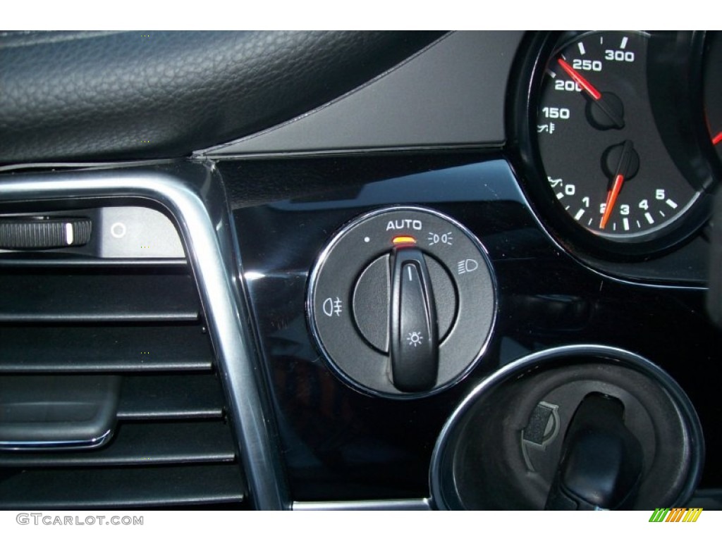 2012 Porsche Panamera V6 Controls Photo #55341905