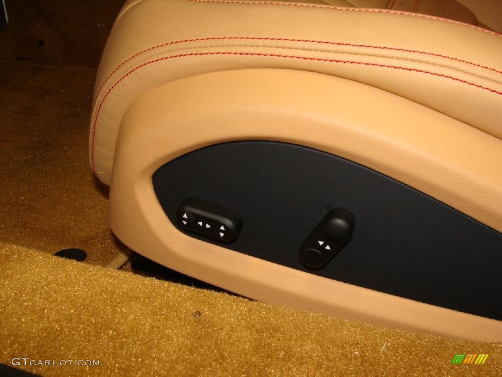 2010 Ferrari 458 Italia Controls Photo #55343957