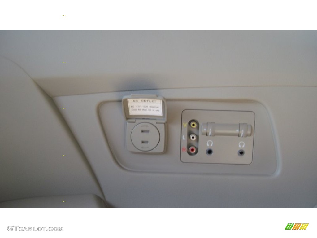 2012 Honda Odyssey EX-L Controls Photo #55344728