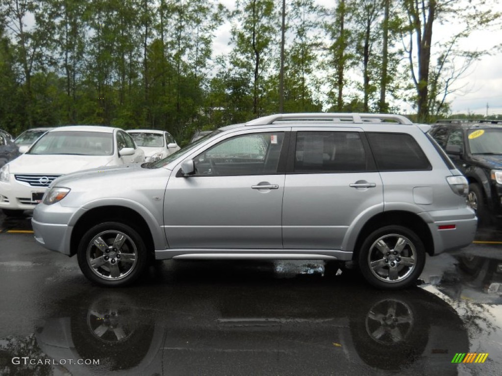 Cool Silver Metallic 2006 Mitsubishi Outlander SE 4WD Exterior Photo #55347119