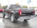 Super Black - Frontier SE V6 King Cab 4x4 Photo No. 3