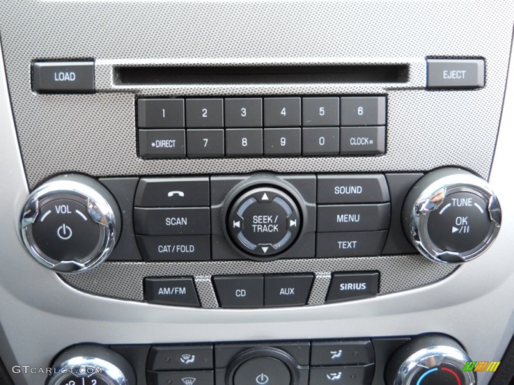 2010 Mercury Milan I4 Controls Photo #55350995