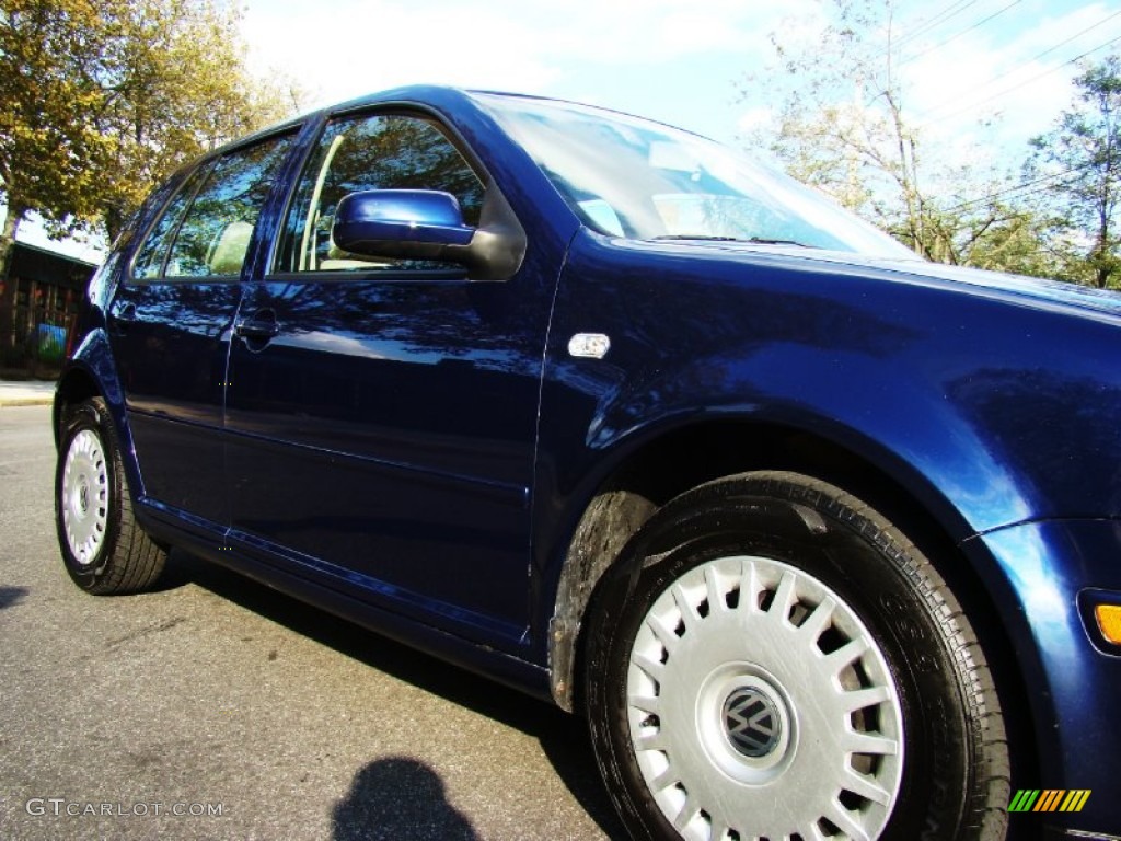 2002 Golf GLS TDI Sedan - Indigo Blue Pearl / Beige photo #9