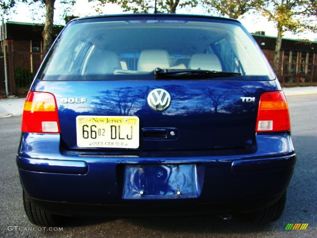 2002 Golf GLS TDI Sedan - Indigo Blue Pearl / Beige photo #14