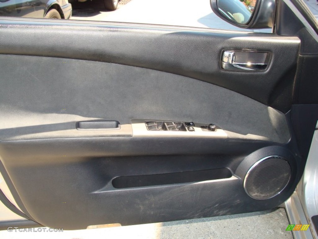 1999 Nissan altima door panel