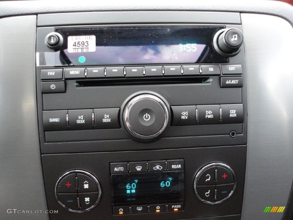 2012 GMC Yukon XL SLT 4x4 Audio System Photos