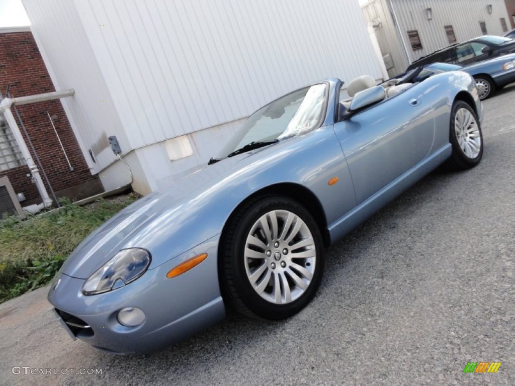 2005 XK XK8 Convertible - Pacific Blue Metallic / Ivory photo #2