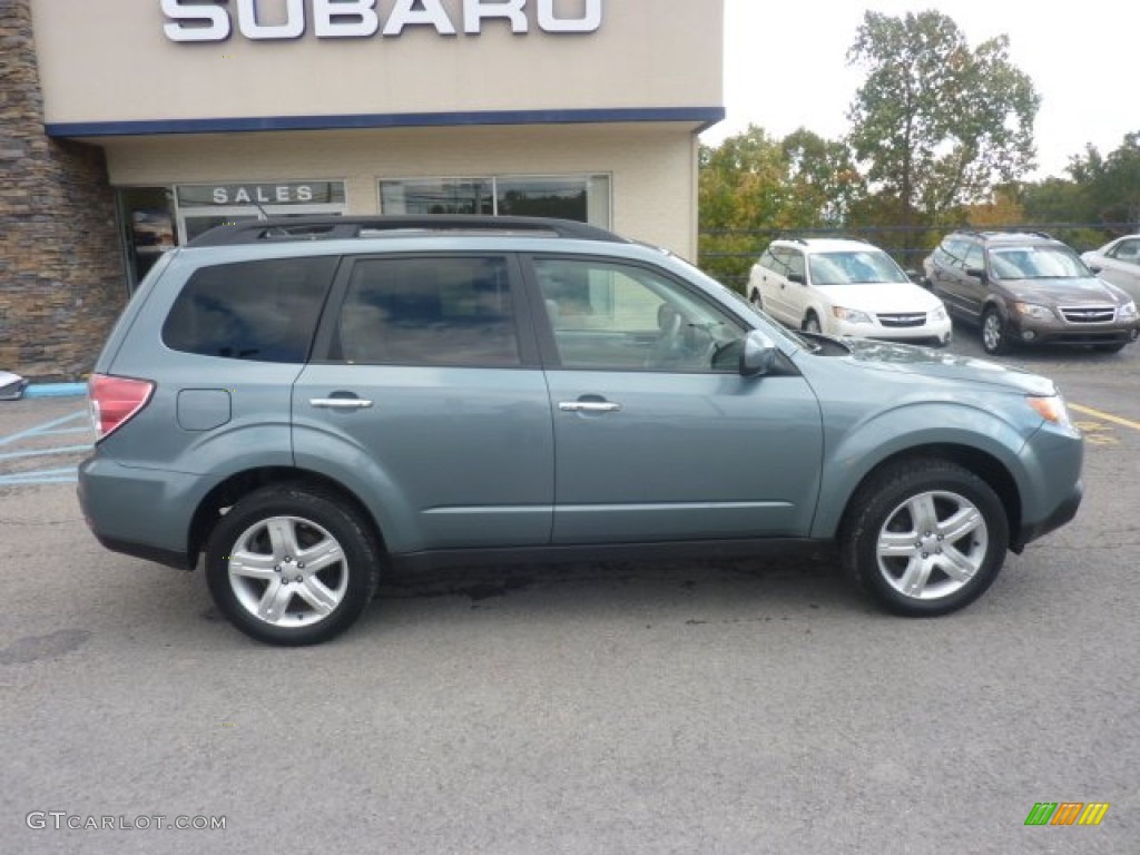 2009 Forester 2.5 X Premium - Sage Green Metallic / Platinum photo #2