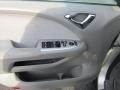 2008 Silver Pearl Metallic Honda Odyssey LX  photo #17
