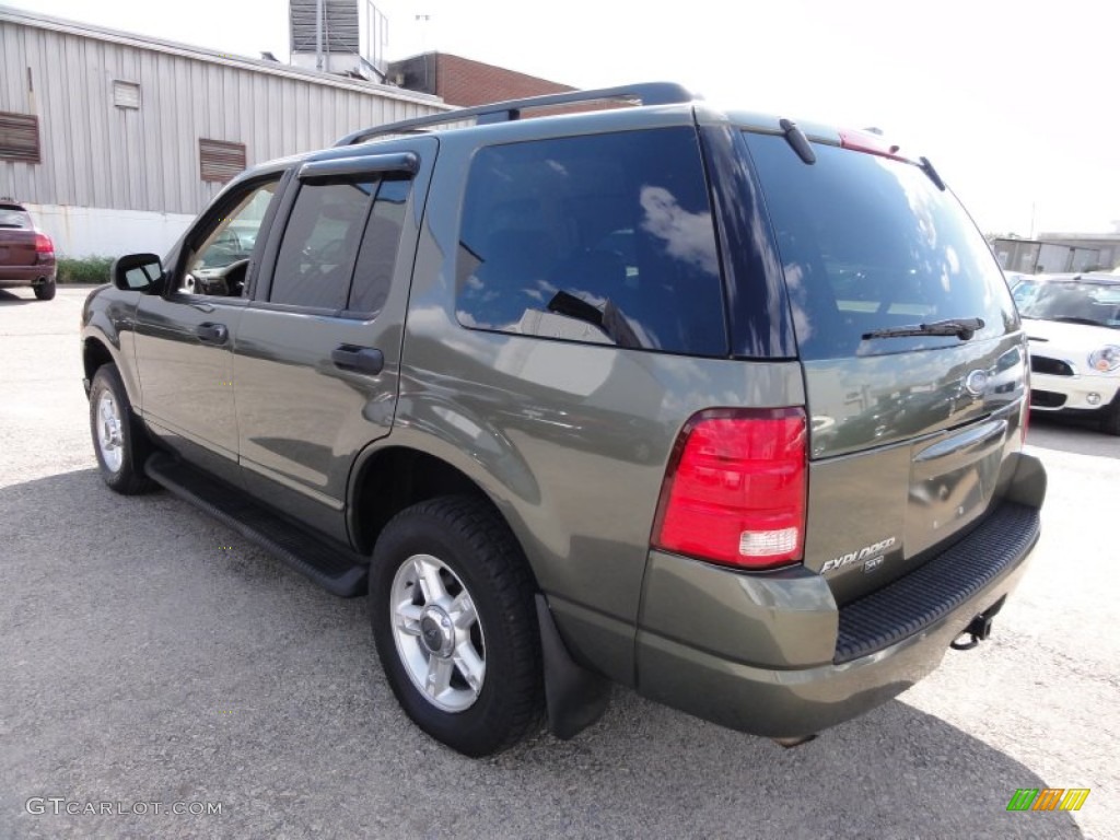 2004 Explorer XLT 4x4 - Estate Green Metallic / Medium Parchment photo #10