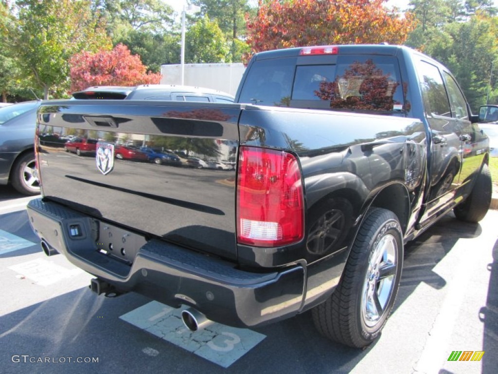 2009 Ram 1500 Sport Crew Cab - Brilliant Black Crystal Pearl / Dark Slate Gray photo #3