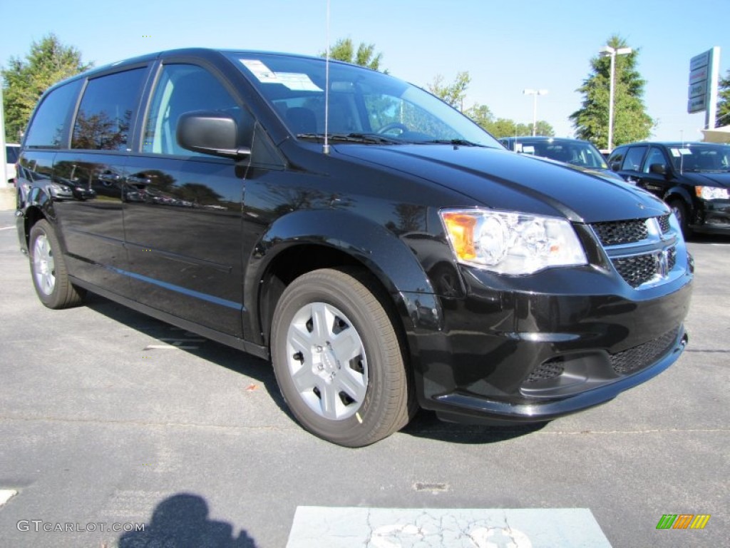 2012 Grand Caravan SE - Brilliant Black Crystal Pearl / Black/Light Graystone photo #4