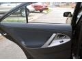 Black - Camry SE Photo No. 15