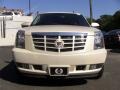 White Diamond - Escalade AWD Photo No. 2