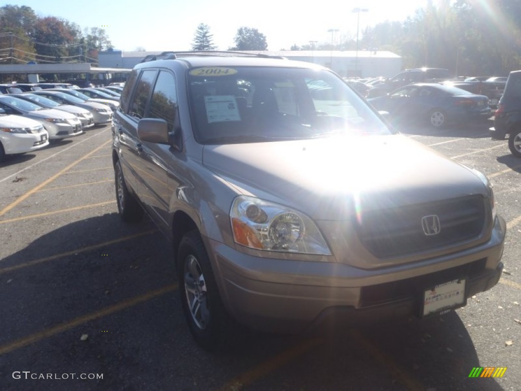 Sandstone Metallic Honda Pilot