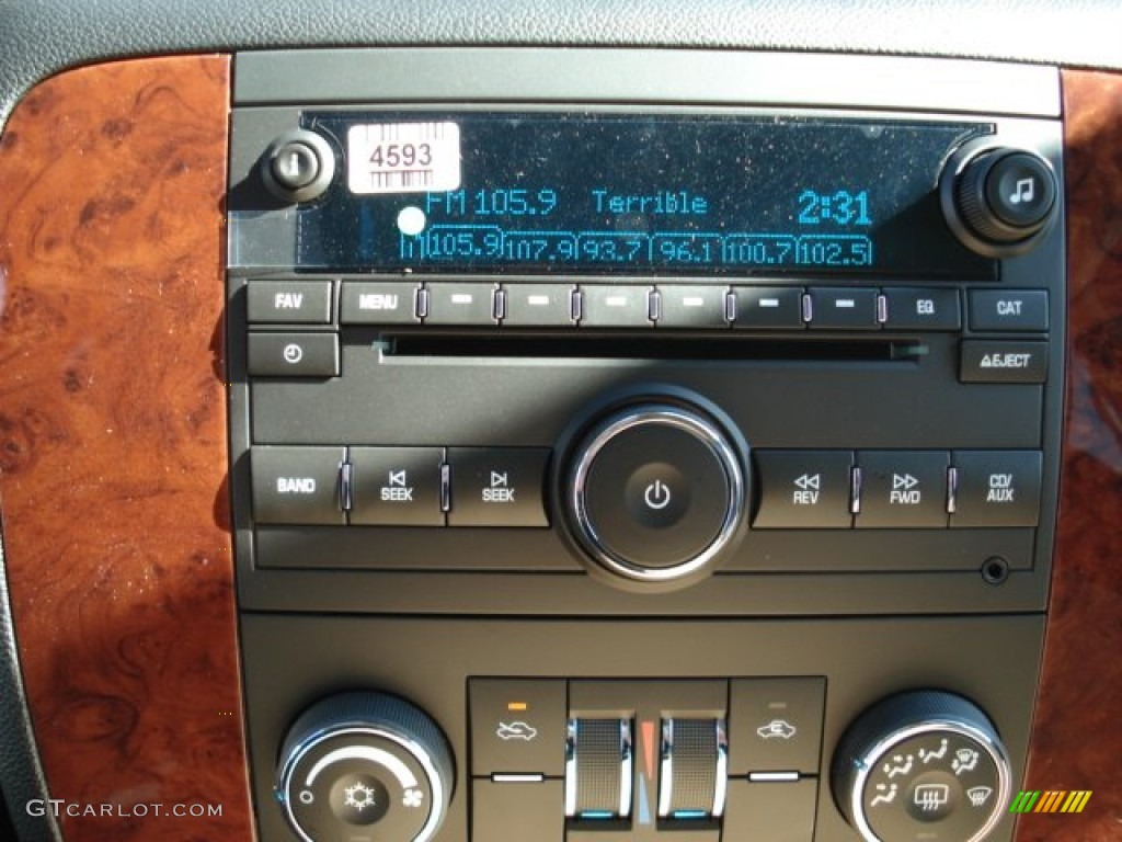 2012 Chevrolet Avalanche LS 4x4 Audio System Photo #55369848