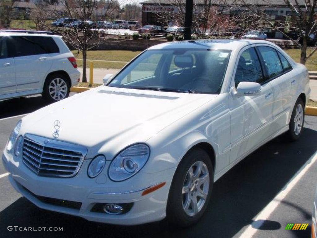 2009 E 320 BlueTEC Sedan - Arctic White / Black photo #1