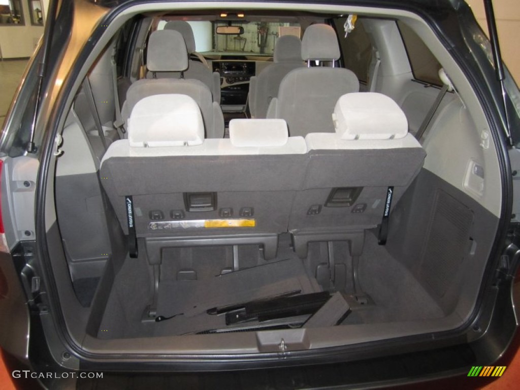 2011 Sienna LE AWD - Cypress Green Pearl / Bisque photo #6