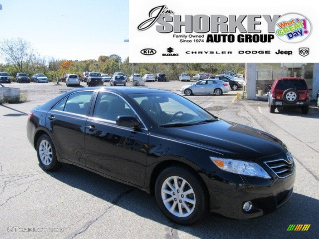 2010 Camry XLE - Black / Bisque photo #1