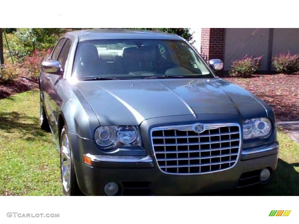 2005 300 C HEMI - Magnesium Pearl / Dark Slate Gray/Light Graystone photo #3