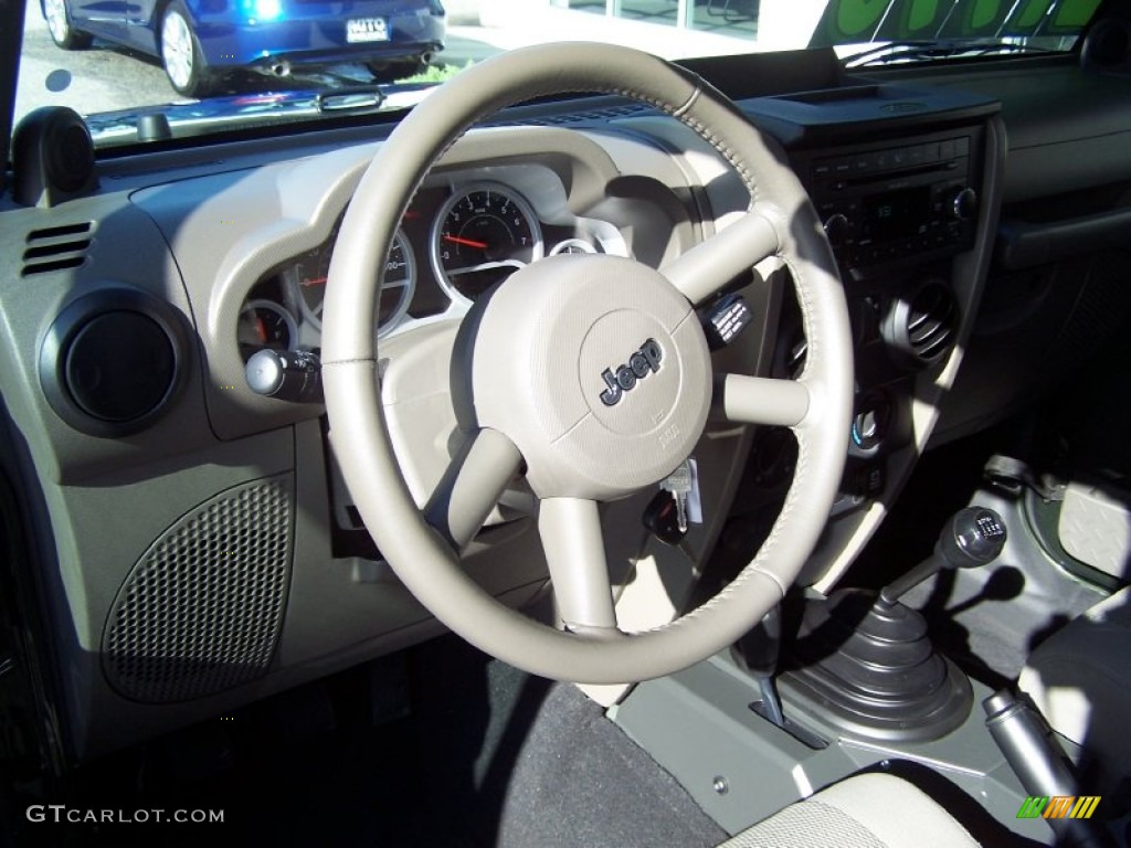 2007 Jeep Wrangler Sahara 4x4 Dark Khaki/Medium Khaki Steering Wheel Photo #55377338