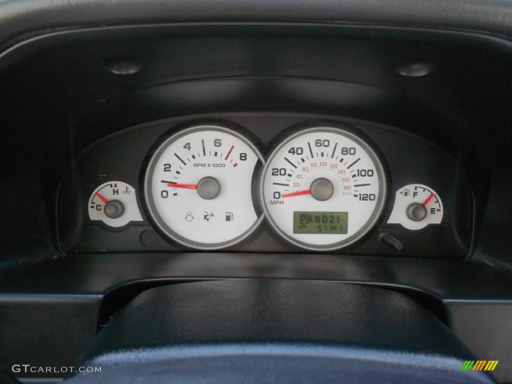 2006 Escape XLS - Black / Medium/Dark Flint photo #24