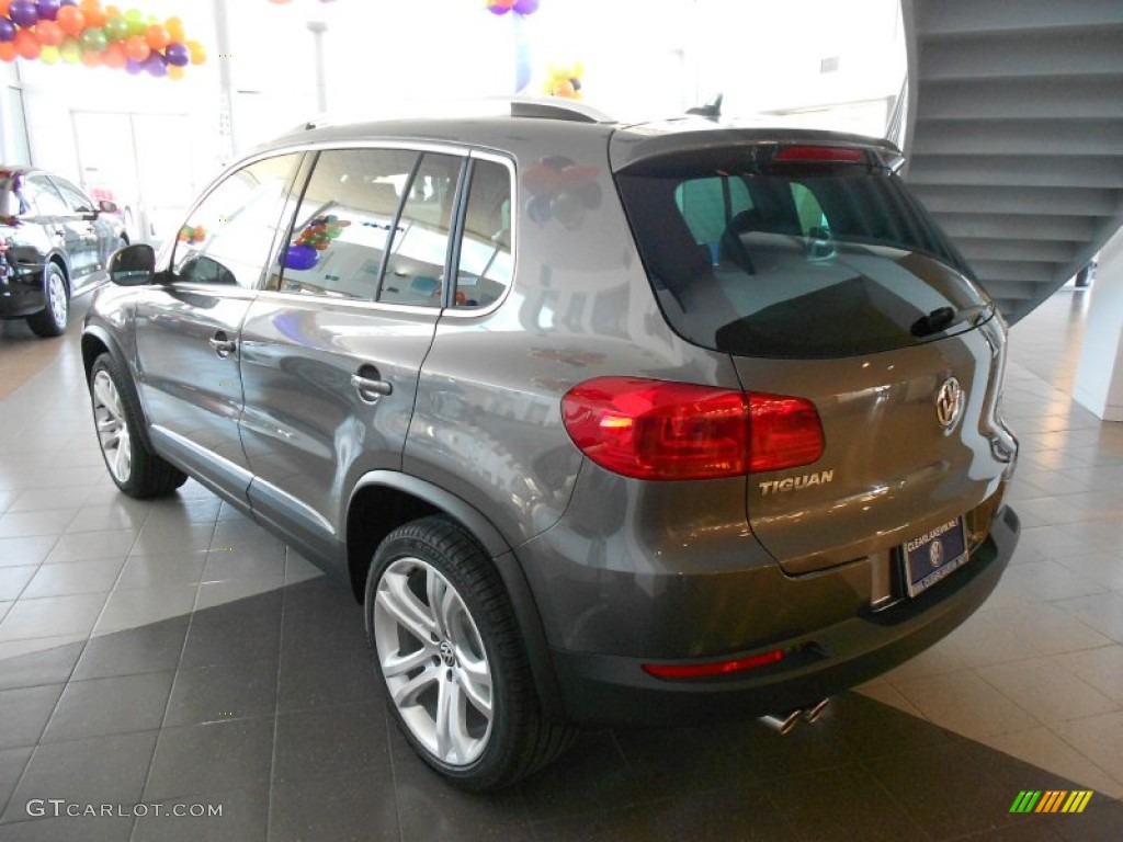Pepper Gray Metallic 2012 Volkswagen Tiguan SEL Exterior Photo #55378764